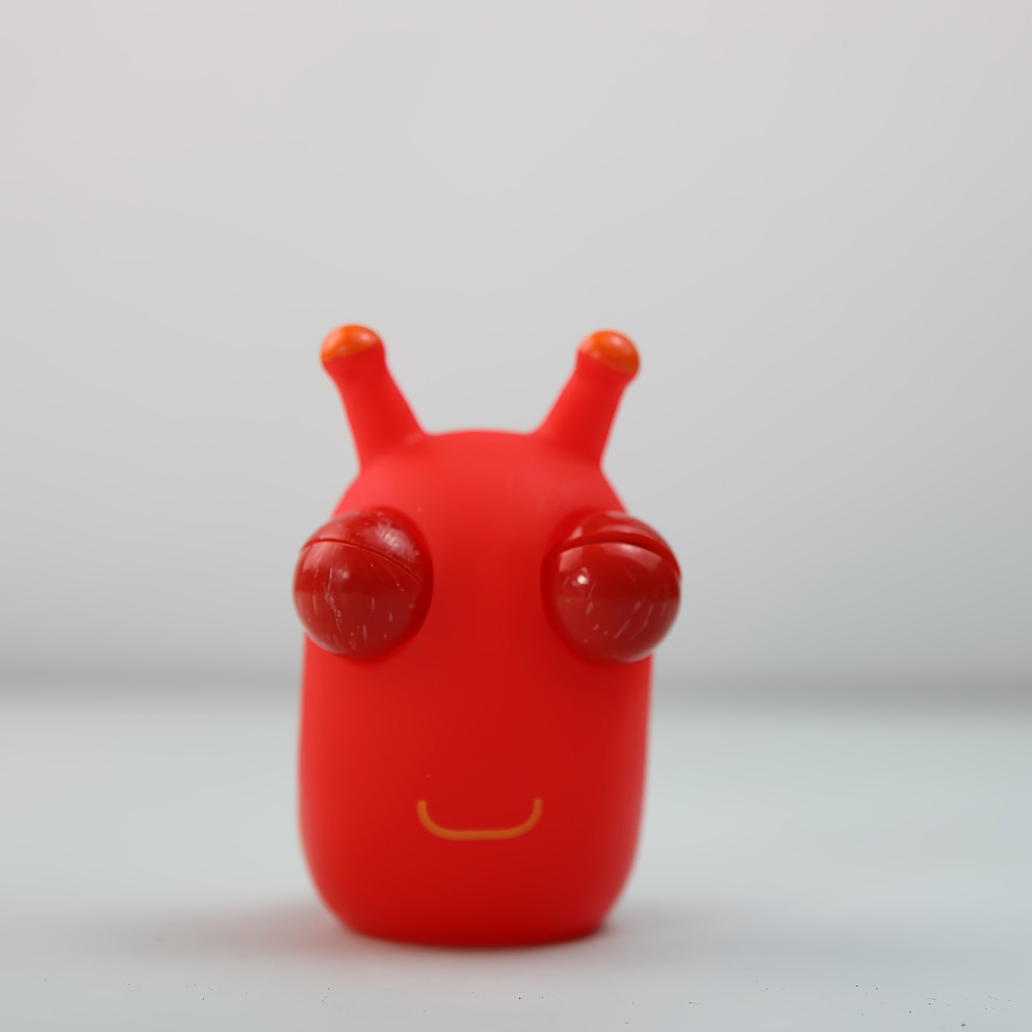 You Can Choose from 12 Different Colors of 1pc/2pcs/3pcs, And The Fun Bugs Will Pop Their Eyes Out When Squeezed. They Make Great Gifts for Party Favor Bags.