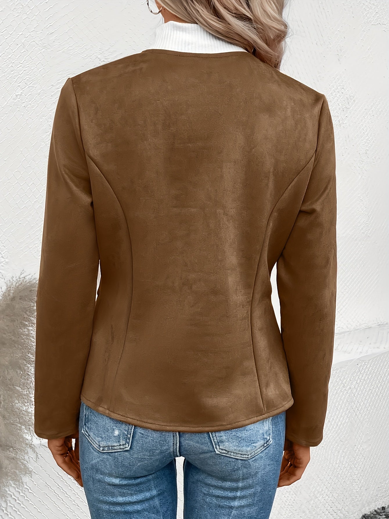 Women'S Stylish Round Neck Fitted Long Sleeve Cardigan with a Short Zip-Up Jacket.
