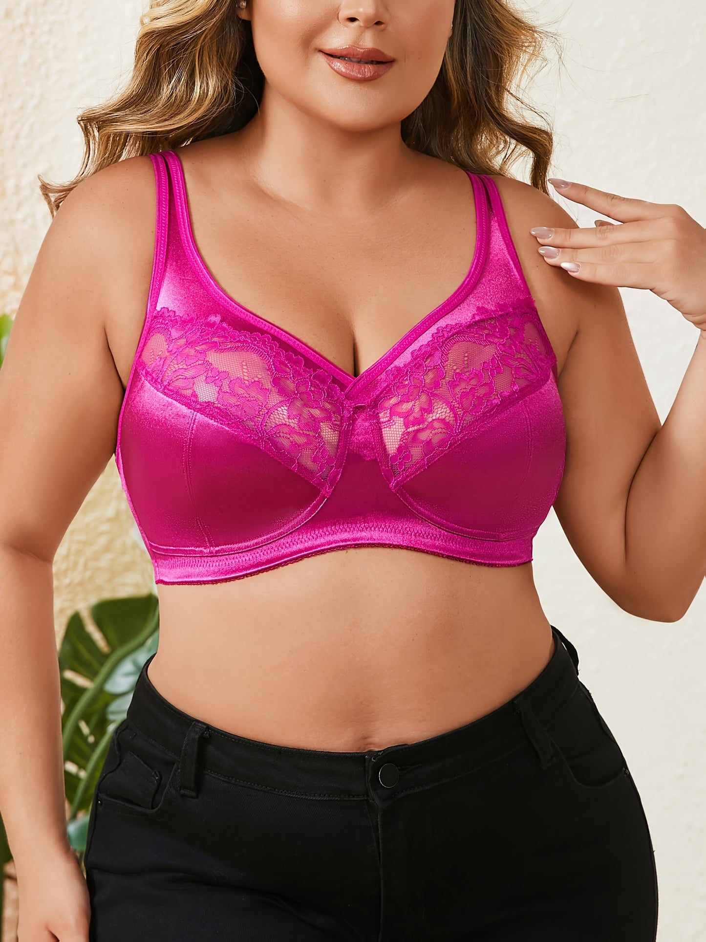Elegant Plus Size Lace-Trimmed Tank Bra for Women - Breathable, Sexy Underwire Design with Non-Padded Cups