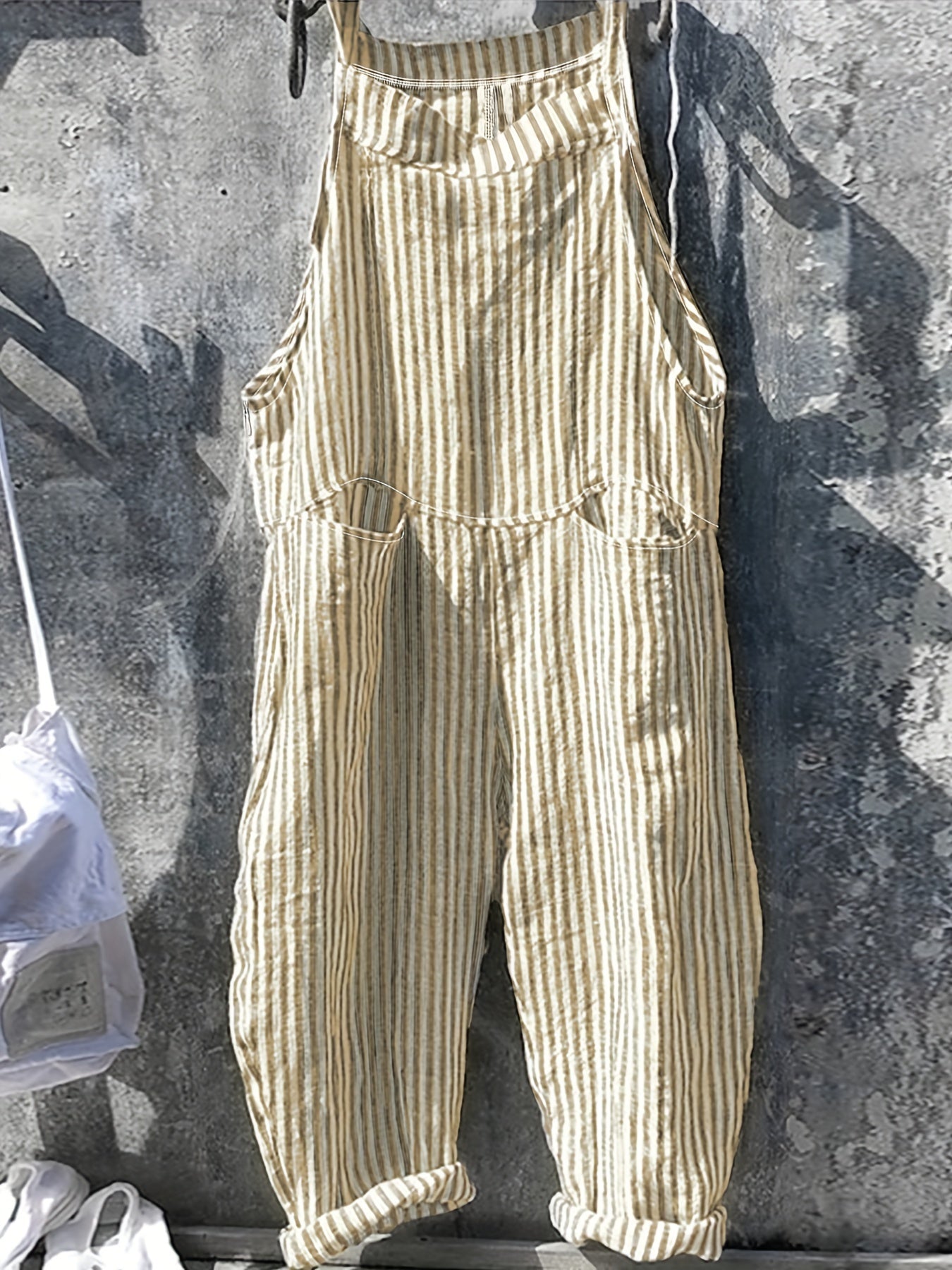 Plus Size Stripe Print Straight Leg Jumpsuit, Casual Pocket Sleeveless One Piece Jumpsuit, Women's Plus Size Clothing