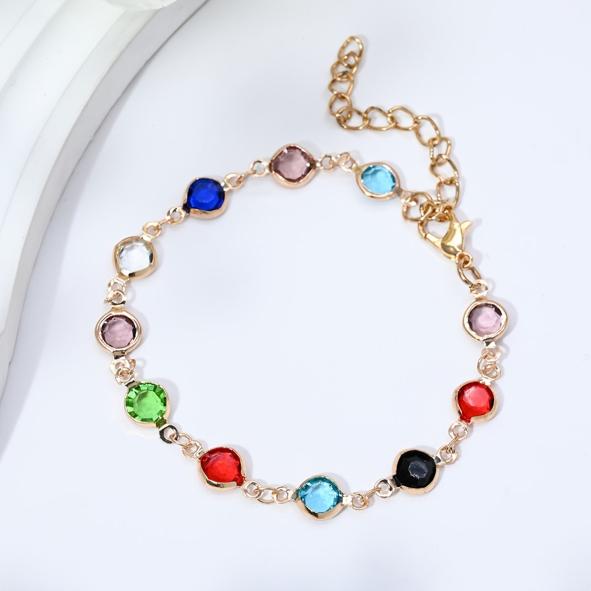 1 Piece Of Simple And Stylish Candy-colored Love Heart Bracelet For Ladies, A Gift For Girlfriend On Valentine's Day