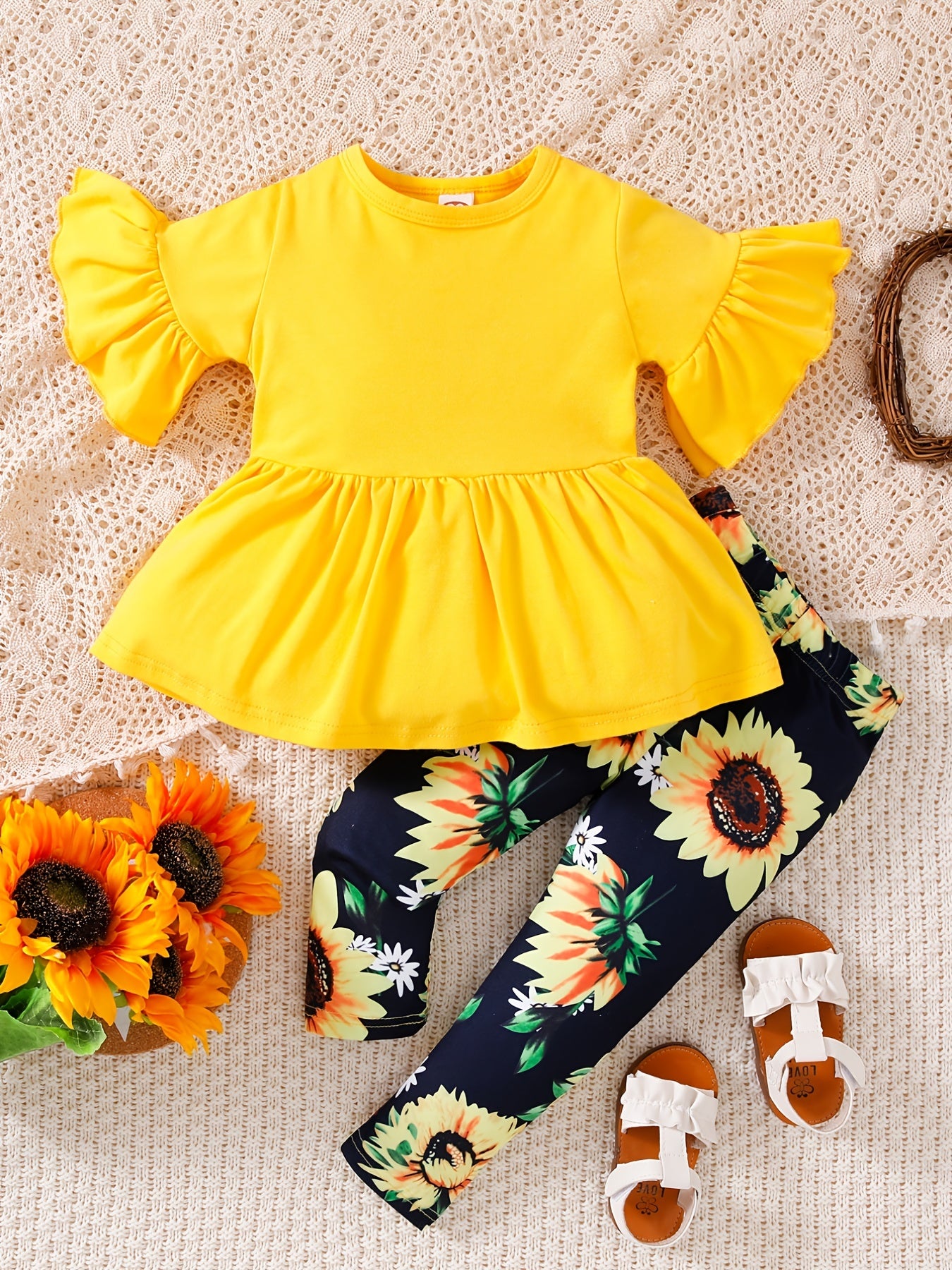 Girls' Floral Print Flared Sleeve Dress with Ruffled Hem & Elastic Waistband - Light Purple & Black Sunflower Design, Long Pants for Spring/Fall Casual Wear, Spring Fall Clothing, Comfortable Fit, for Outdoor