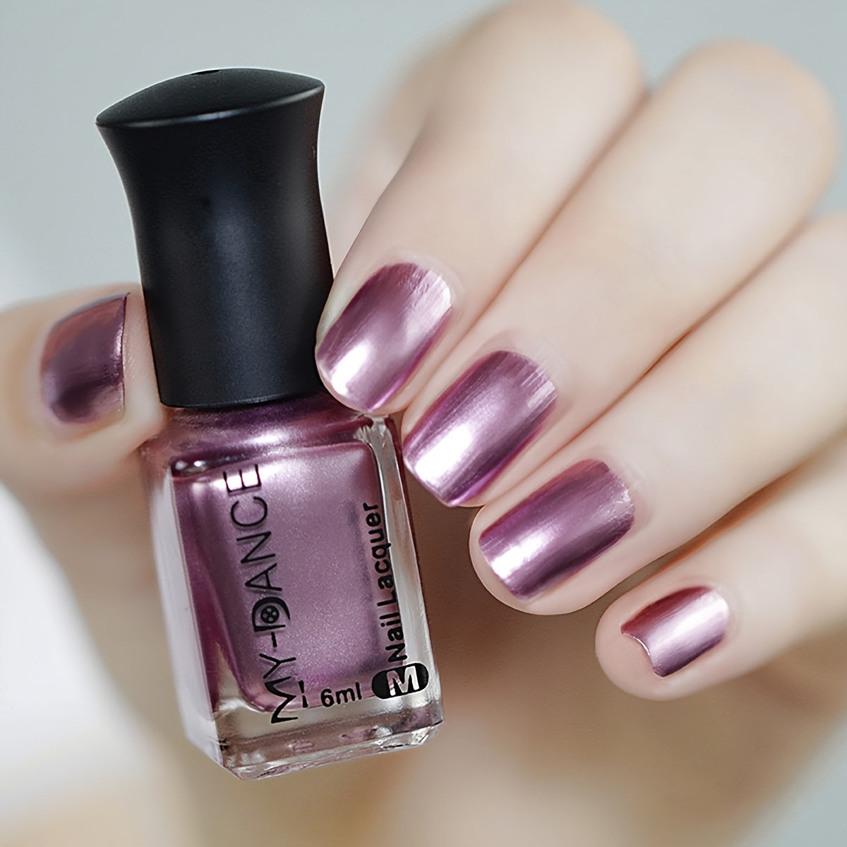 1 Bottle Mirror Effect Metallic Nail Polish - Quick-Dry Glossy Shine, Mirror-like Reflection in Pink & Purple Shimmer, Long-Lasting Low-Allergy Formula, No Lamp Needed, Salon-Quality Manicure for Women, Sensitive Light Beige Safe, Easy Application