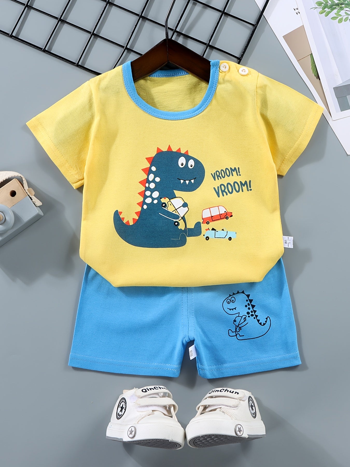 Boys Cartoon Off-road Truck "Ride Like The Wind" Casual Outfit Round Neck T-shirt & Shorts For Summer Boys Clothes