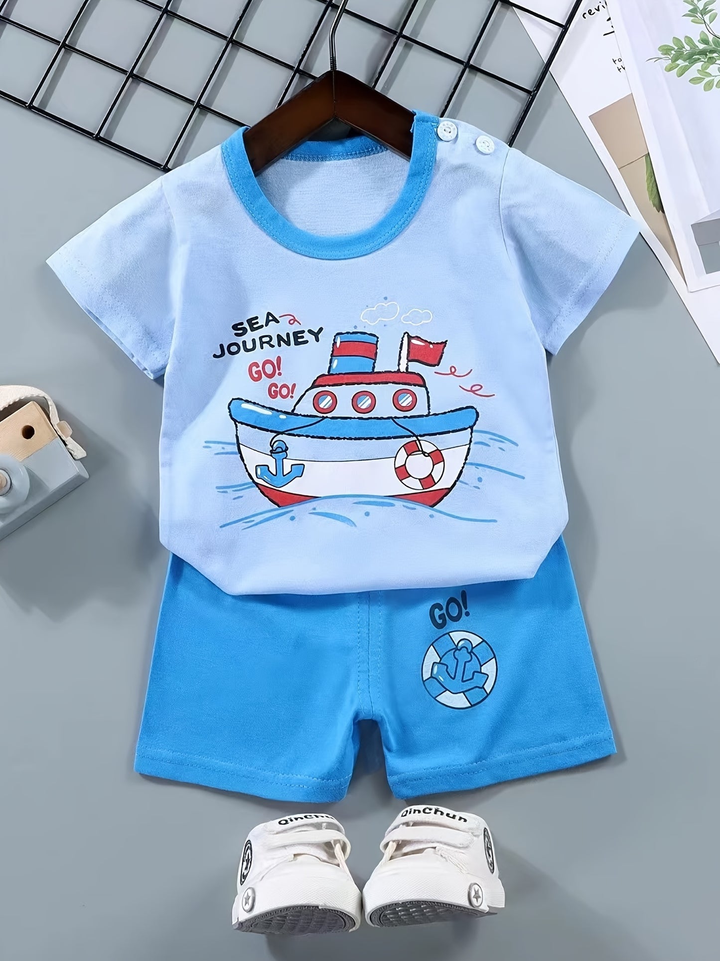 Boys Cartoon Off-road Truck "Ride Like The Wind" Casual Outfit Round Neck T-shirt & Shorts For Summer Boys Clothes