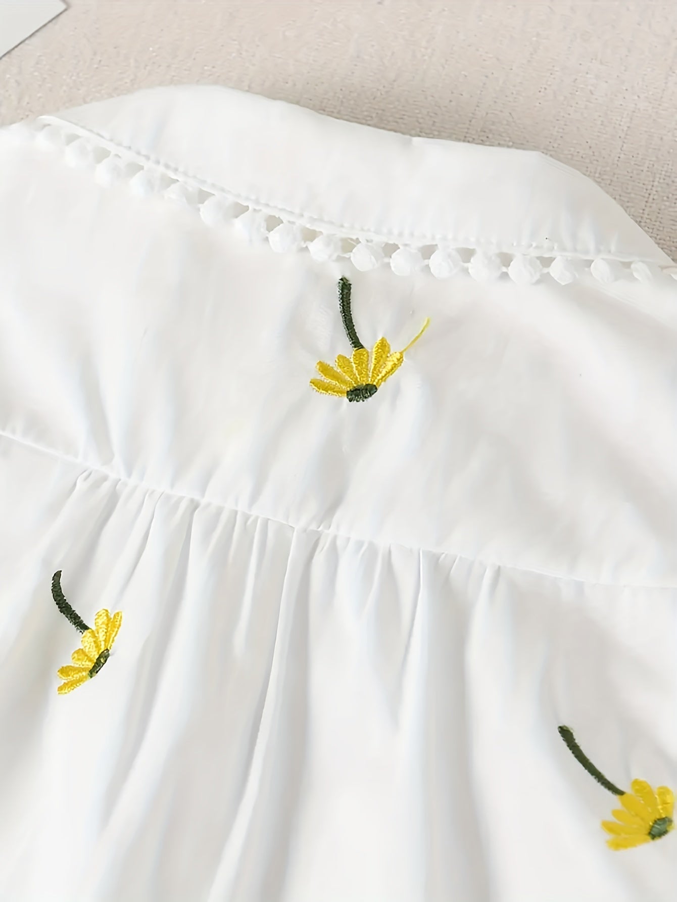 Charming Embroidered Floral Long-Sleeve Shirt for Girls, Perfect for Spring/Fall, Floral Print Blouse, Youngsters's Casual,, Versatile