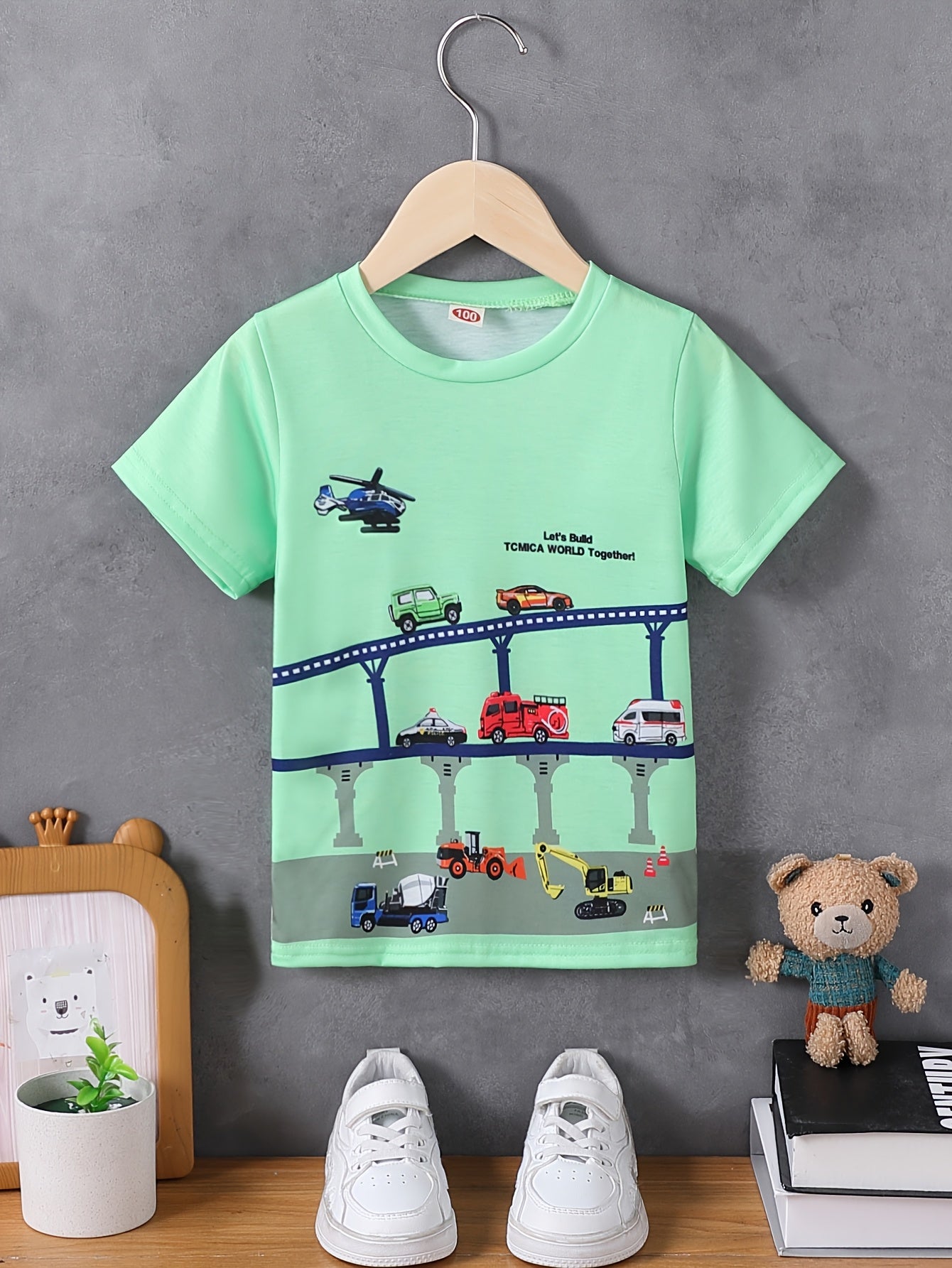 Boys' Summer T-Shirt with Cartoon Car Print - Soft Polyester & Spandex Blend, Casual Round Neck Tee for Youngsters, Leisure Style, Conventional Version, Xia