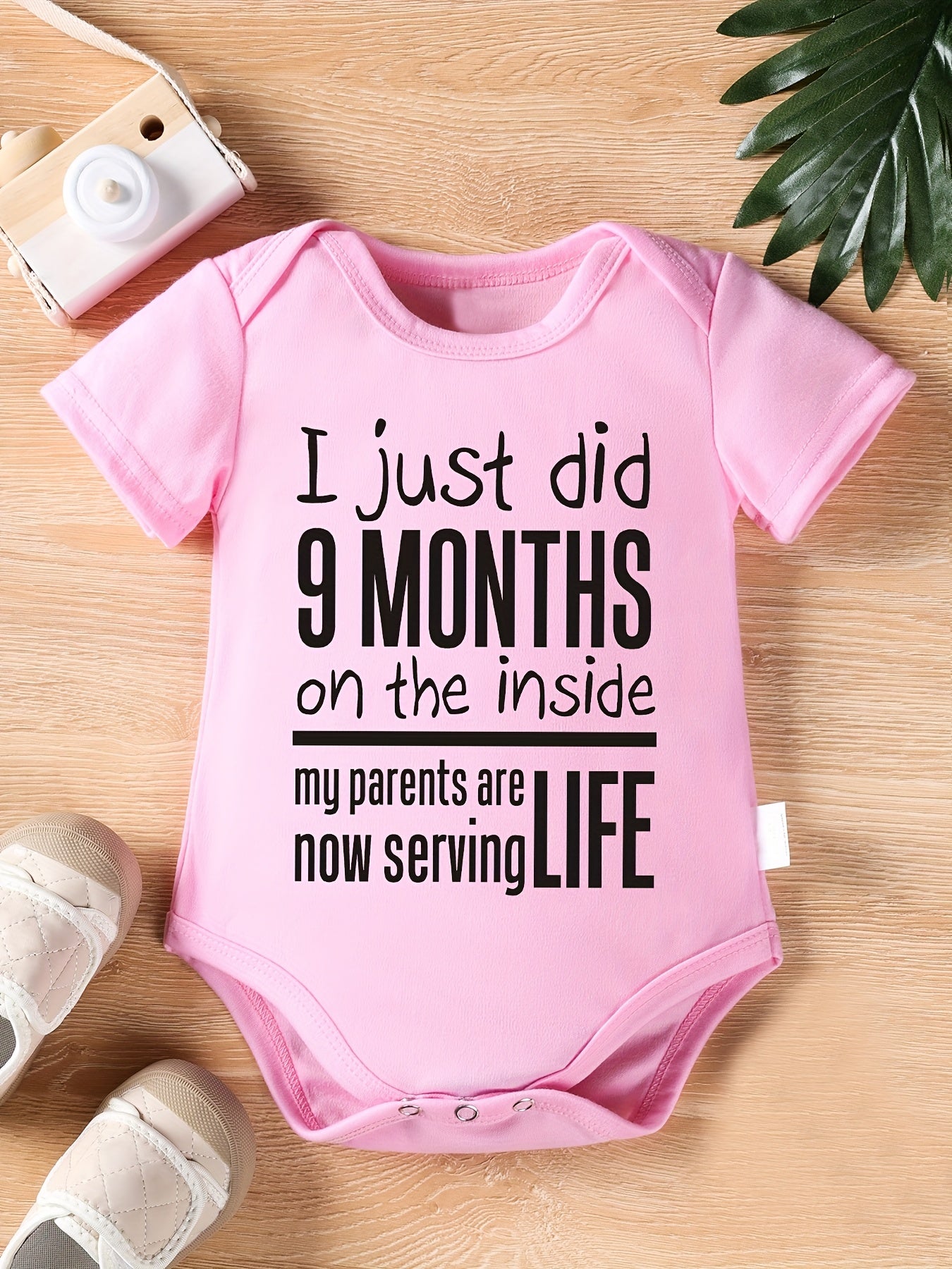 Baby Triangle Jumpsuit I Just Did 9 Months on The Inside My Parents Are Now Serving Life Letter Print Newborn Cute Short-Sleeved Romper Onesie, for Outdoor