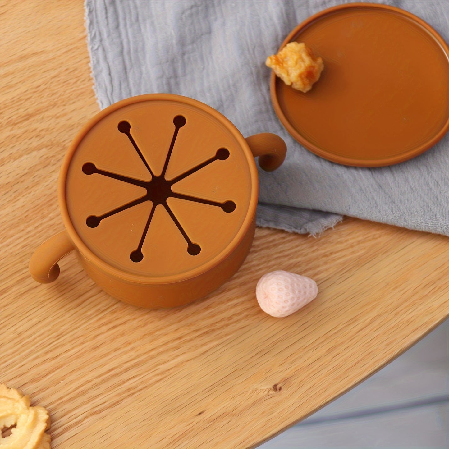 Food Grade Silicone Youngsters's Snack Bowl, Snack Storage Bowl with Dust Cover and Complementary Food Cup Single Pack