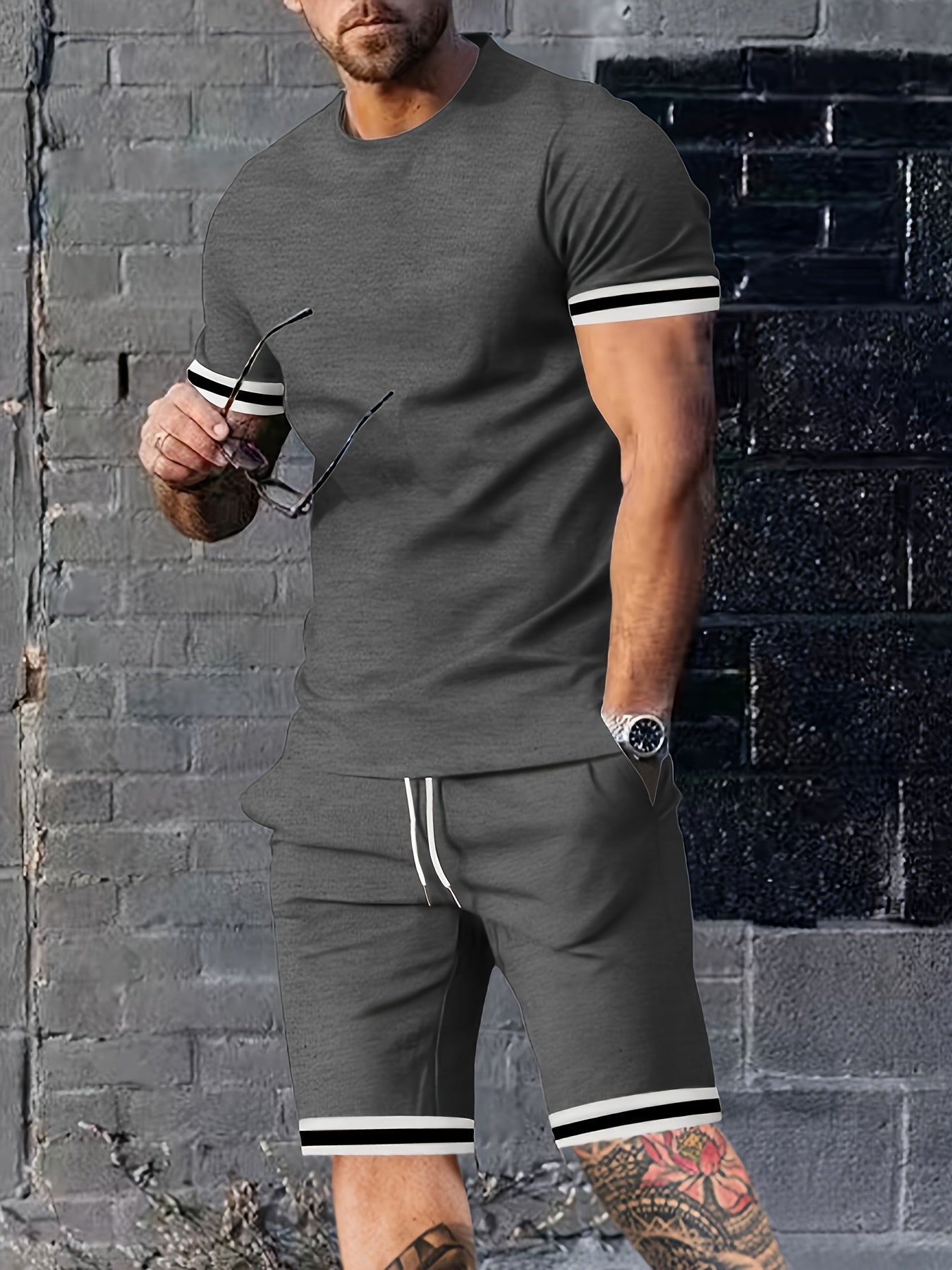 2025 New Casual Men's Set Round Neck Short Sleeve T-Shirt Summer Drawstring Shorts Solid Color Men's Suit