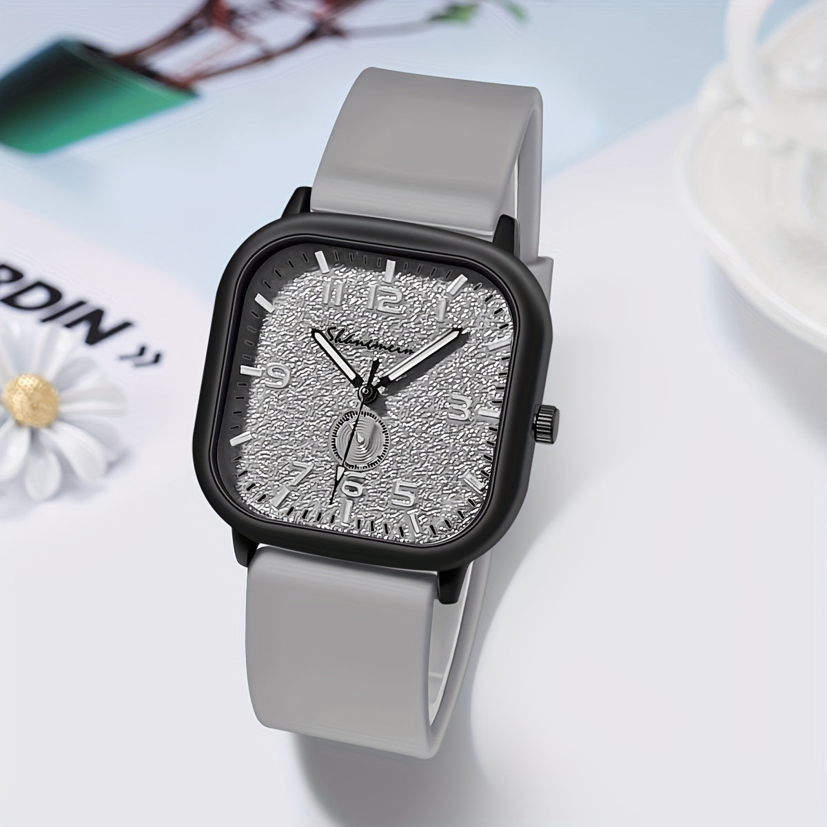 Stylish Minimalist Square Silicone Strap Quartz Watch for Women, Unisex Men's Watch with Alloy Case, Business Casual