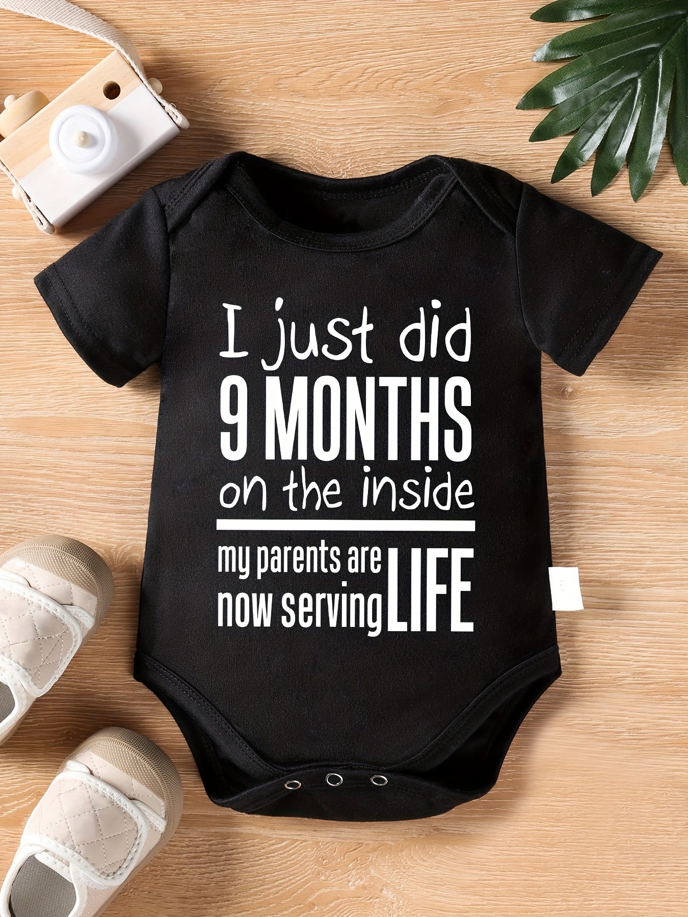 Baby Triangle Jumpsuit I Just Did 9 Months on The Inside My Parents Are Now Serving Life Letter Print Newborn Cute Short-Sleeved Romper Onesie, for Outdoor
