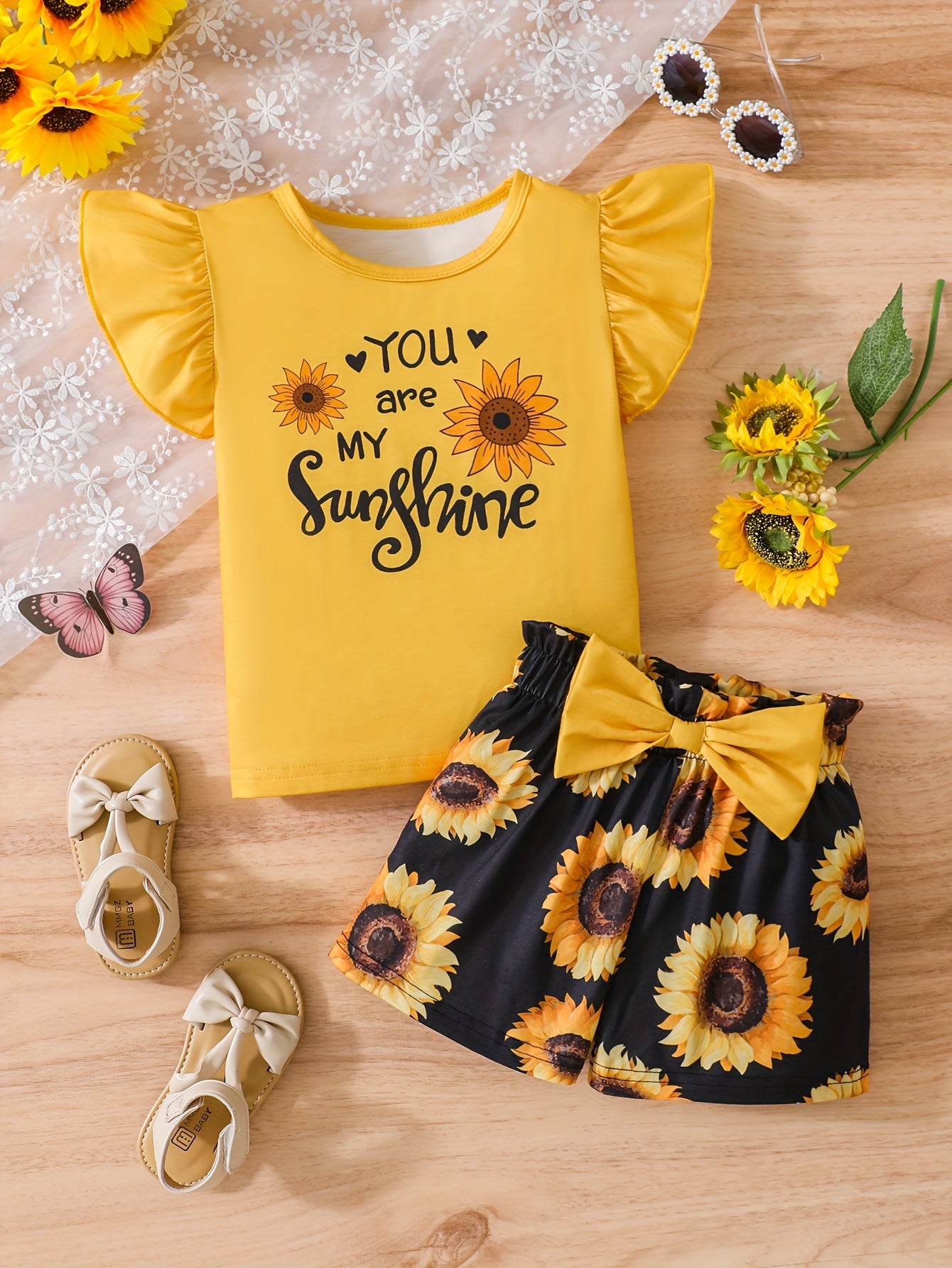 Baby Girl's Ruffle Trim Sleeve Cute Graphic T-shirt & Bowknot Ladybug Pattern Shorts Outdoor Set, Casual Summer Outfit
