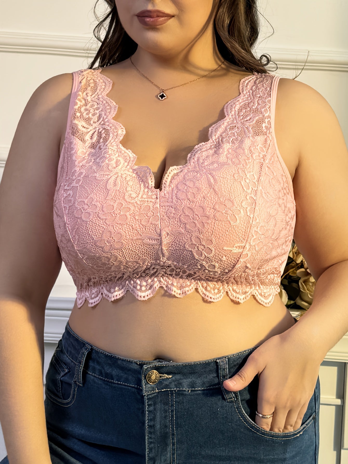 Plus Size Elegant Bra, Women's Plus Contrast Floral Lace Scalloped Trim High Stretch Wide Strap Bralette