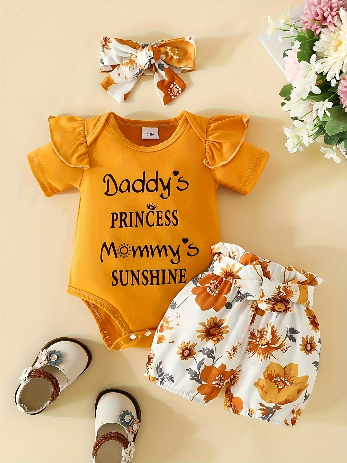 3pcs Short Sleeve & Shorts Set for Newborns - "I'm Daddy's Girl" Letter Print Pants and Headband, Mommy's World Alphabet Kids' Outfit, Perfect for Outdoor