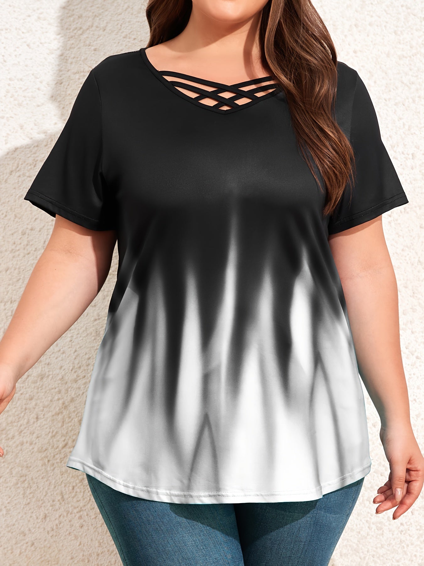 Women'S Plus Size Aurora Print Cross Neckline T-Shirt - Casual V-Neck, Short Sleeve, Medium Stretch, Summer Pullover
