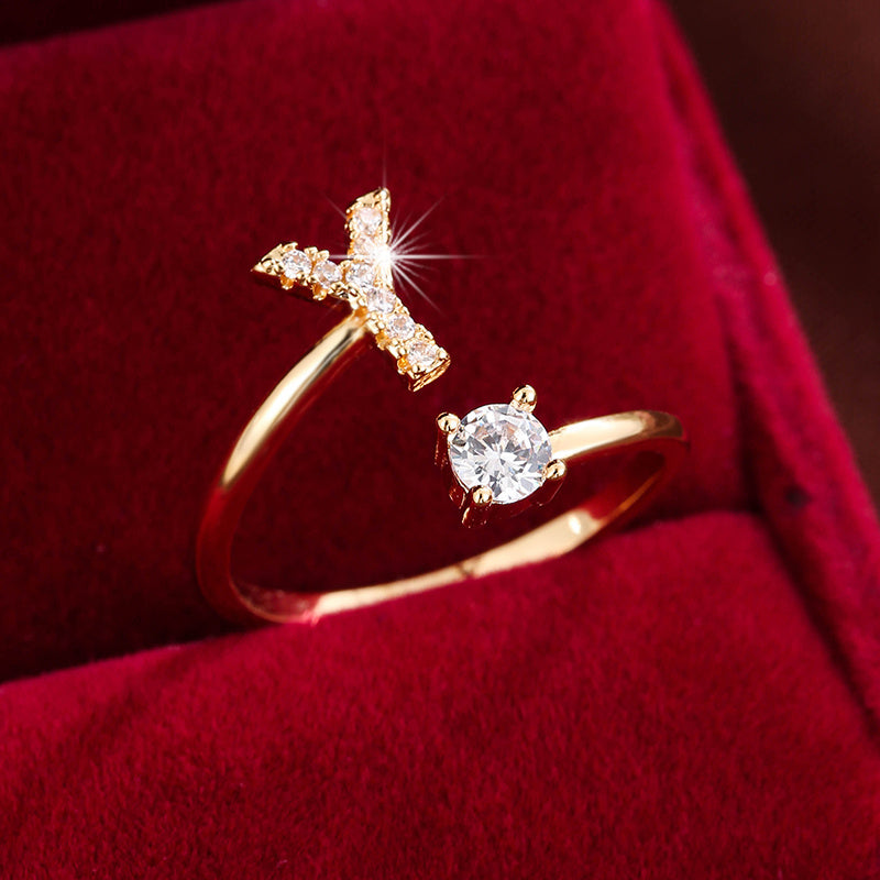 Fashionable 26 English Letters Four-Prong Synthetic Synthetic Zirconia Open Adjustment Ring